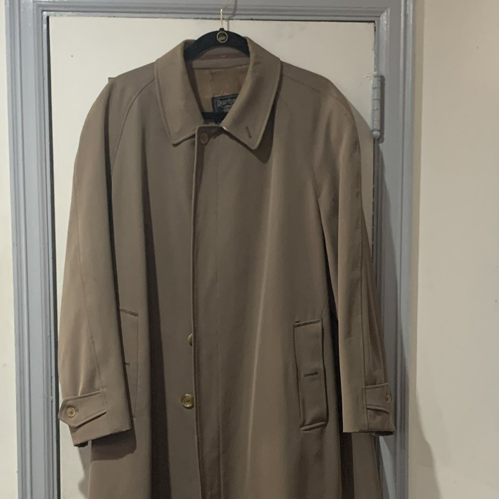 Pre-Loved Burberry Trench Coat 100% Wool Coat In Beige